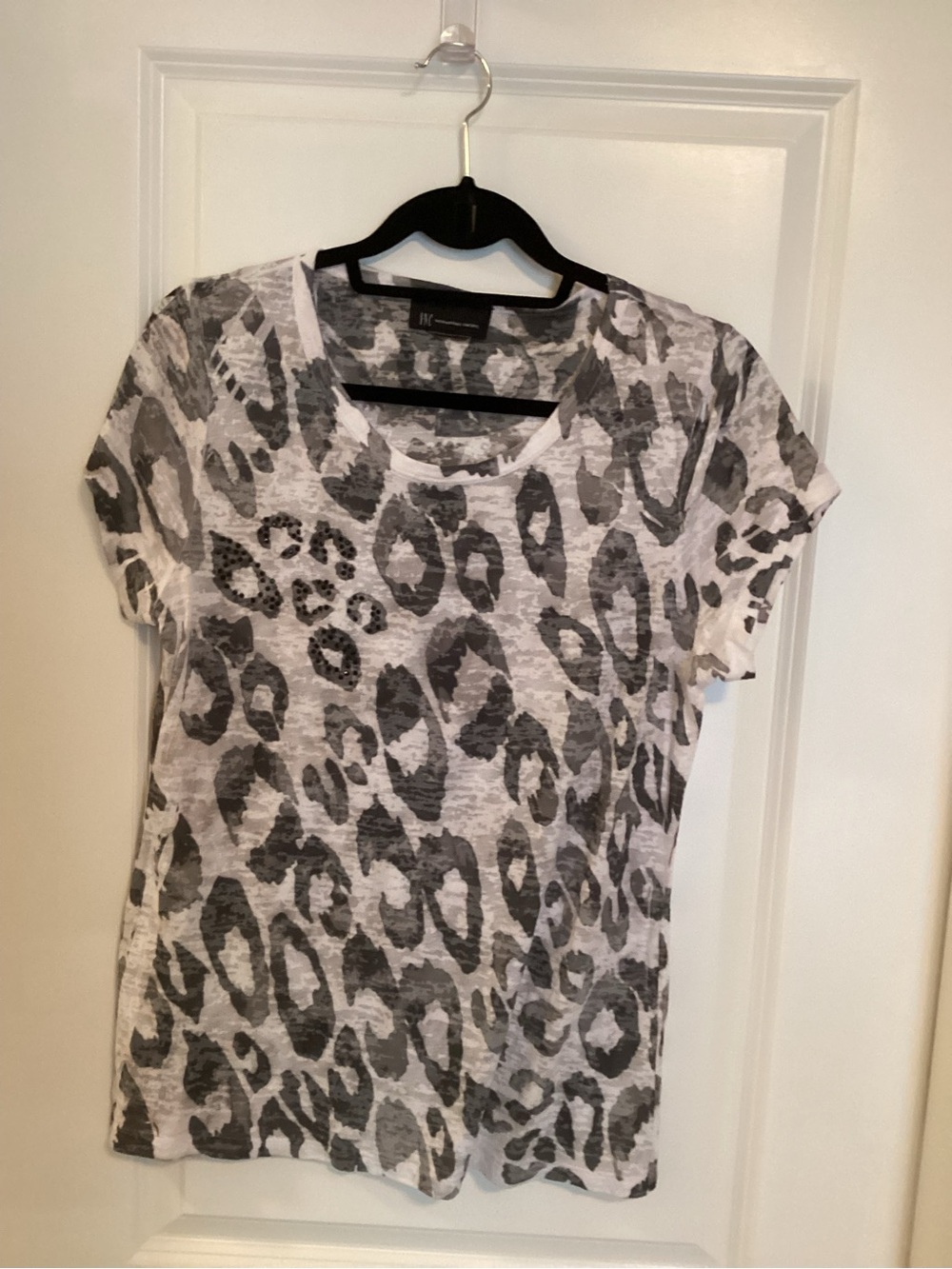 INC International Concepts White Short Sleeve Tee with Gray Leopard Print